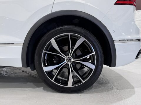 Volkswagen Tiguan R-LINE TDI 4MOTION DSG 14