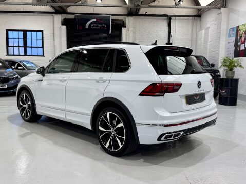Volkswagen Tiguan R-LINE TDI 4MOTION DSG 23