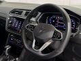 Volkswagen Tiguan R-LINE TDI 4MOTION DSG 32