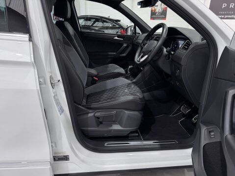 Volkswagen Tiguan R-LINE TDI 4MOTION DSG 44