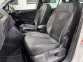 Volkswagen Tiguan R-LINE TDI 4MOTION DSG 51