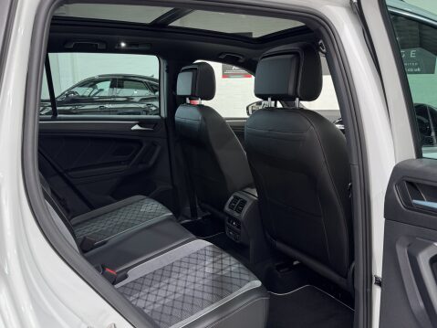 Volkswagen Tiguan R-LINE TDI 4MOTION DSG 58