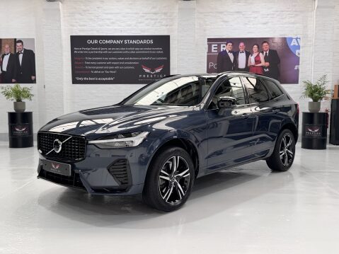 Volvo XC60 B5 R-DESIGN AWD MHEV 1
