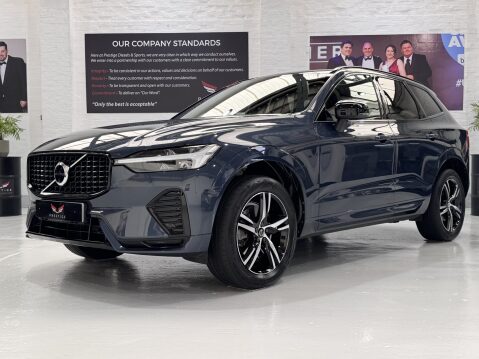 Volvo XC60 B5 R-DESIGN AWD MHEV 10