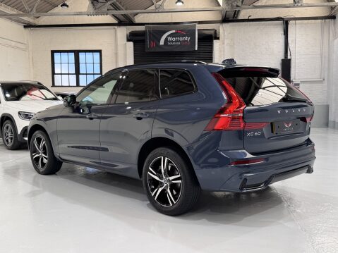 Volvo XC60 B5 R-DESIGN AWD MHEV 14
