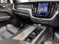Volvo XC60 B5 R-DESIGN AWD MHEV 24