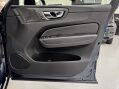 Volvo XC60 B5 R-DESIGN AWD MHEV 33
