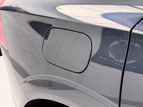 Volvo XC60 B5 R-DESIGN AWD MHEV 58
