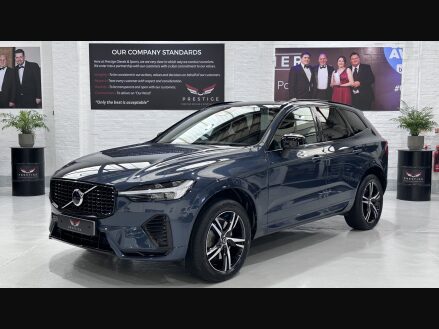 Volvo XC60 B5 R-DESIGN AWD MHEV