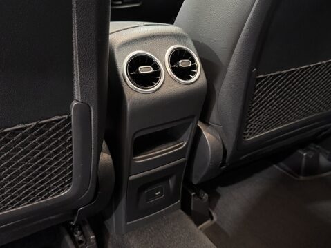 Mercedes-Benz GLB GLB 200 AMG LINE PREMIUM PLUS 50