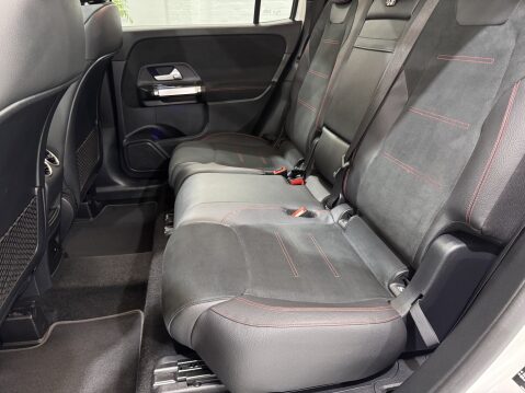 Mercedes-Benz GLB GLB 200 AMG LINE PREMIUM PLUS 52