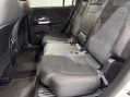 Mercedes-Benz GLB GLB 200 AMG LINE PREMIUM PLUS 52