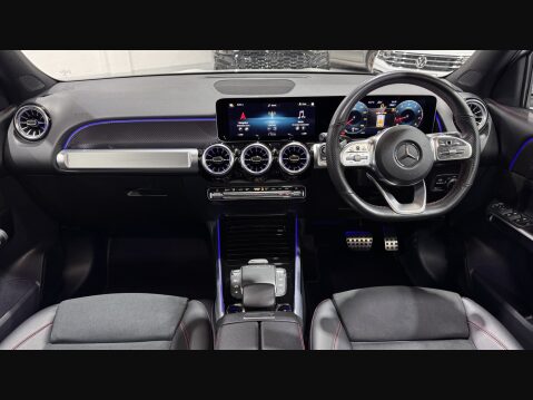 Mercedes-Benz GLB GLB 200 AMG LINE PREMIUM PLUS 33