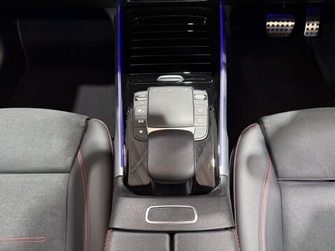 Mercedes-Benz GLB GLB 200 AMG LINE PREMIUM PLUS 37