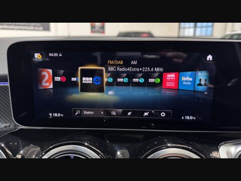 Mercedes-Benz GLB GLB 200 AMG LINE PREMIUM PLUS 79