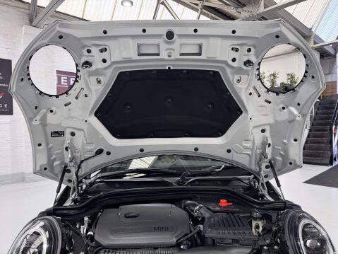 Mini Hatch JOHN COOPER WORKS 22