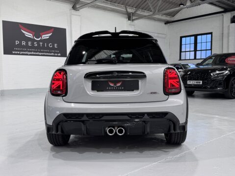 Mini Hatch JOHN COOPER WORKS 16