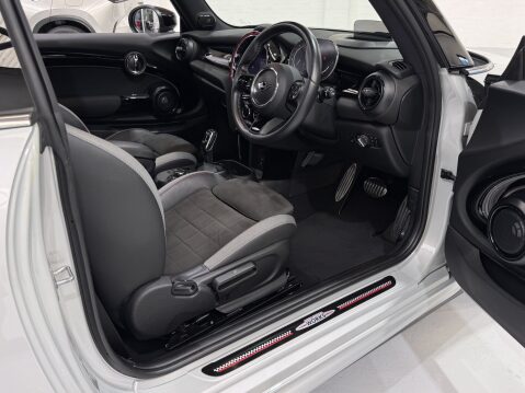 Mini Hatch JOHN COOPER WORKS 46