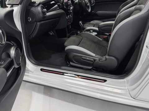 Mini Hatch JOHN COOPER WORKS 53