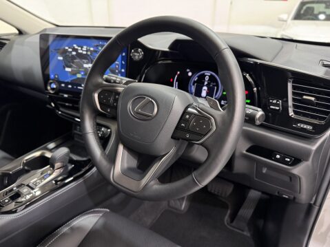 Lexus NX 350H 27