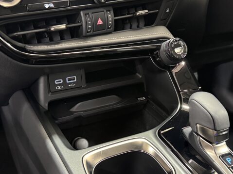 Lexus NX 350H 39