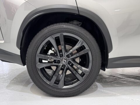 Lexus NX 350H 61