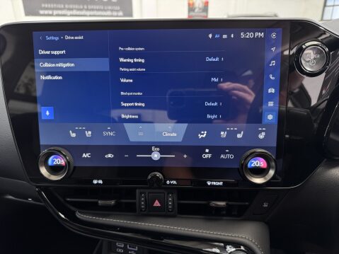 Lexus NX 350H 71