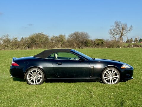 Jaguar XK CONVERTIBLE LOW MILEAGE FULL SERVICE HISTORY 9