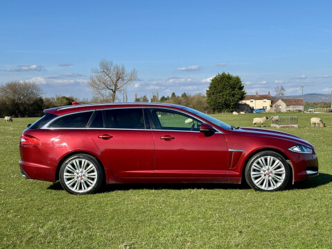 Jaguar XF D V6 PORTFOLIO SPORTBRAKE One Owner From New 2
