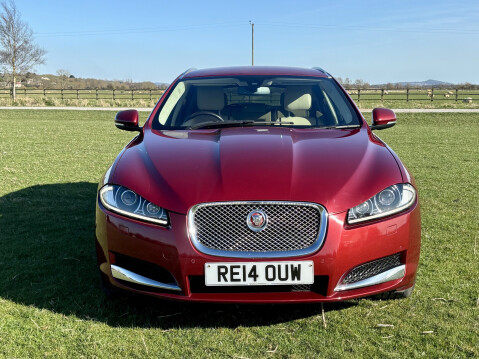Jaguar XF D V6 PORTFOLIO SPORTBRAKE One Owner From New 8