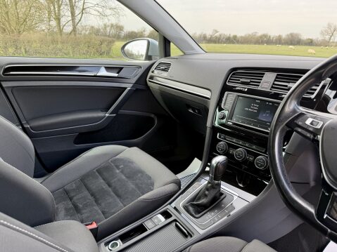 Volkswagen Golf GT TDI BLUEMOTION TECHNOLOGY DSG 15