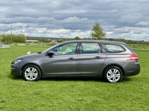 Peugeot 308 BLUE HDI S/S SW ACTIVE Full Peugeot dealer history 1 owner plus demo 5
