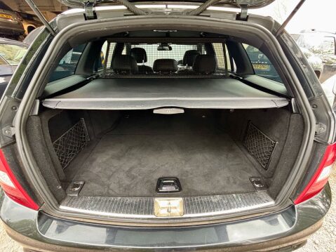 Mercedes-Benz C Class C220 CDI BLUEEFFICIENCY SPORT 13