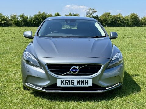 Volvo V40 D3 SE LUX NAV LEATHER ULEZ Compliant £20 Tax 5