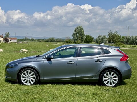 Volvo V40 D3 SE LUX NAV LEATHER ULEZ Compliant £20 Tax 7