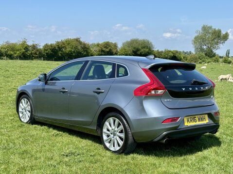 Volvo V40 D3 SE LUX NAV LEATHER ULEZ Compliant £20 Tax 8
