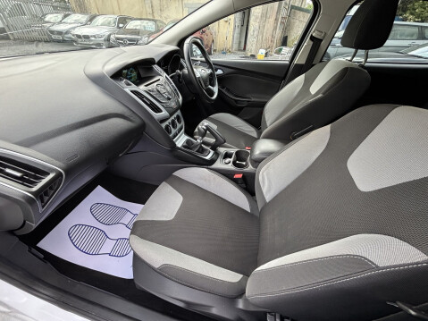 Ford Focus ZETEC S TDCI £20 Tax 11