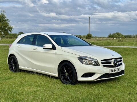 Mercedes-Benz A Class A180 BLUEEFFICIENCY SE 1