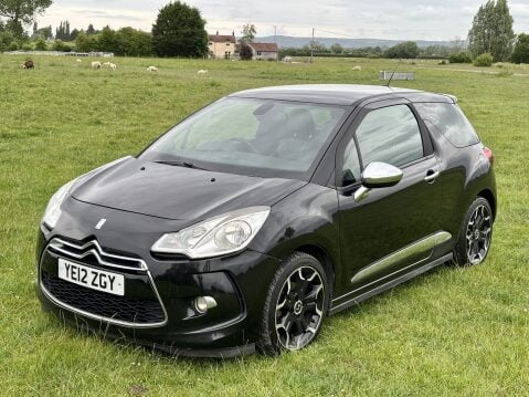 Citroen DS3 E-HDI AIRDREAM DSPORT PLUS £20 Tax FULL LEATHER 11