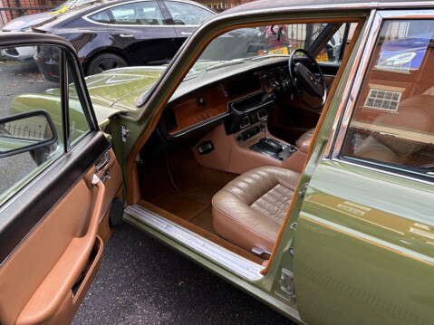 Daimler Sovereign 4.2 4dr 10