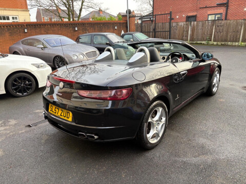 Alfa Romeo Spider 2.4 JTDM 2dr 12