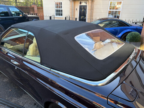 Bentley Azure Convertible Turbo V8 10