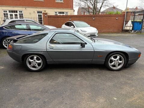 Porsche 928 5.0 S Series 4 2dr 12