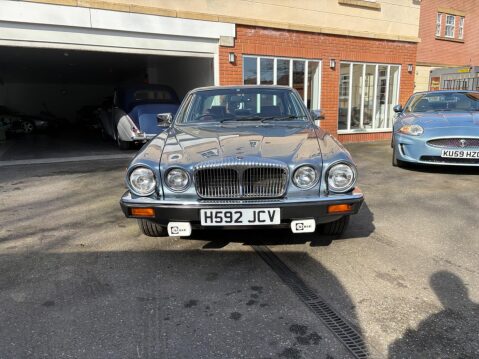 Daimler Double Six 7