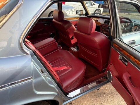 Daimler Double Six 16