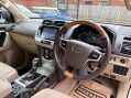 Toyota Land Cruiser 2.8D Invincible Auto 4WD Euro 6 (s/s) 5dr (7 Seat) 7