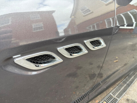 Maserati Quattroporte 3.0D V6 ZF Euro 5 (s/s) 4dr 17