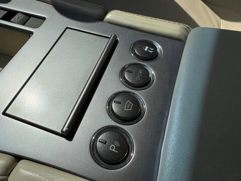 Aston Martin DB9 5.9 2dr 15