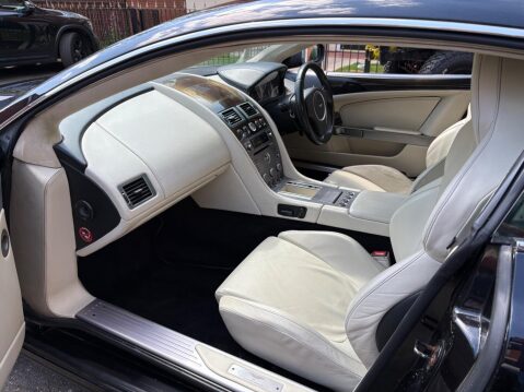 Aston Martin DB9 5.9 2dr 19