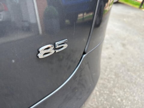 Tesla Model S 85 Auto 5dr 11
